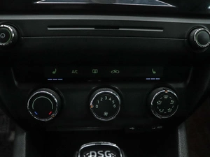 Лифтбек Skoda Octavia 2015 года, 1029000 рублей, Красноярск