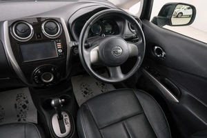 Хетчбэк Nissan Note 2013 года, 899000 рублей, Красноярск