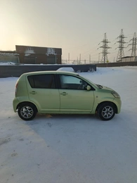 Хетчбэк Toyota Passo 2004 года, 355000 рублей, Красноярск