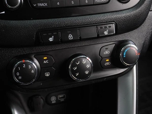 Хетчбэк Kia Ceed 2016 года, 999000 рублей, Воронеж