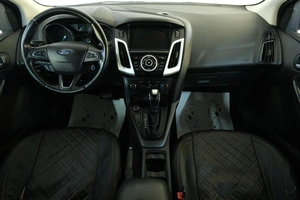 Седан Ford Focus 2016 года, 959000 рублей, Омск
