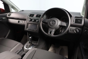Минивэн Volkswagen Touran 2013 года, 1509000 рублей, Новосибирск