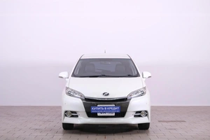Минивэн Toyota Wish 2012 года, 1529000 рублей, Омск