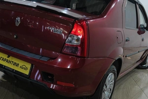 Седан Renault Logan 2011 года, 399000 рублей, Новокузнецк