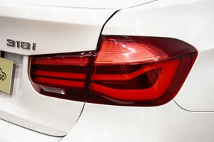 Седан BMW 3 серия 2017 года, 2039000 рублей, Барнаул