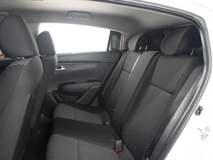 Хетчбэк Kia Rio X-Line 2018 года, 1450000 рублей, Омск