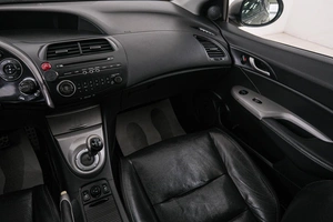 Хетчбэк Honda Civic 2008 года, 499000 рублей, Красноярск