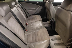 Седан Volkswagen Passat 2007 года, 739000 рублей, Барнаул