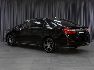 Седан Toyota Camry 2012 года, 1959000 рублей, Тюмень