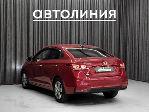 Седан Hyundai Solaris 2018 года, 1380000 рублей, Красноярск