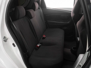 Хетчбэк Toyota Vitz 2017 года, 1179000 рублей, Тюмень