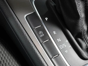 Хетчбэк Volkswagen Golf 2014 года, 1249000 рублей, Воронеж