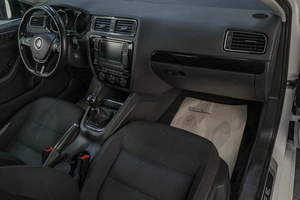 Седан Volkswagen Jetta 2018 года, 1619000 рублей, Челябинск