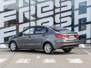 Седан Kia Rio 2016 года, 1070000 рублей, Краснодар