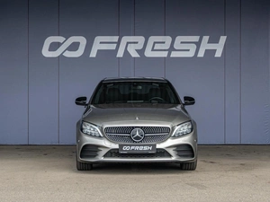 Седан Mercedes-benz C-класс 2019 года, 3000000 рублей, Краснодар