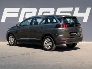 Внедорожник Peugeot 5008 2019 года, 1599000 рублей, Краснодар
