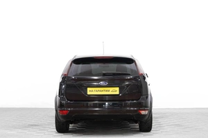 Хетчбэк Ford Focus 2010 года, 519000 рублей, Барнаул