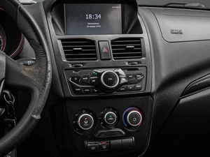 Хетчбэк ВАЗ (LADA) Kalina 2015 года, 699000 рублей, Кирилловка