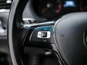 Седан Volkswagen Polo 2016 года, 1050000 рублей, Красноярск