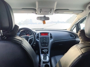 Хетчбэк Opel Astra 2013 года, 960000 рублей, Балахта