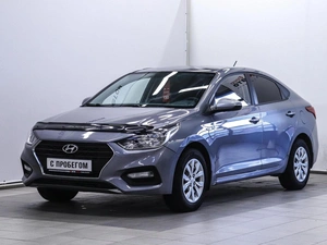 Седан Hyundai Solaris 2018 года, 1200000 рублей, Красноярск