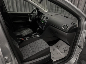 Седан Ford Focus 2005 года, 460000 рублей, Красноярск