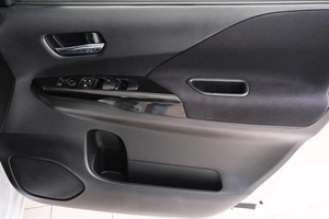 Минивэн Nissan Serena 2018 года, 1929000 рублей, Красноярск