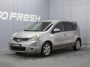 Хетчбэк Nissan Note 2012 года, 810000 рублей, Омск