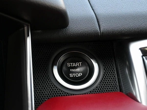 Внедорожник Land Rover Range Rover Sport 2013 года, 3299000 рублей, Волгоград