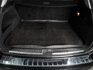 Внедорожник Volkswagen Touareg 2011 года, 1584000 рублей, Воронеж