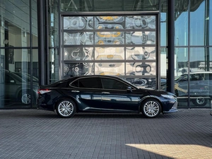 Седан Toyota Camry 2019 года, 2999000 рублей, Уфа