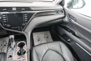 Седан Toyota Camry 2020 года, 3599000 рублей, Красноярск