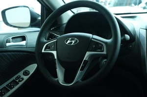 Седан Hyundai Solaris 2015 года, 1189000 рублей, Омск