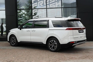 Минивэн Kia Carnival 2020 года, 3599000 рублей, Ульяновск