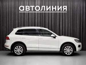 Внедорожник Volkswagen Touareg 2011 года, 1950000 рублей, Красноярск