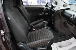 Хетчбэк Toyota iQ 2009 года, 899000 рублей, Омск