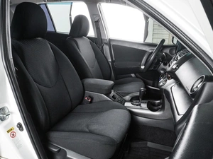 Внедорожник Toyota RAV4 2011 года, 1355000 рублей, Воронеж