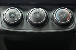 Универсал Toyota Corolla Fielder 2015 года, 1199000 рублей, Омск