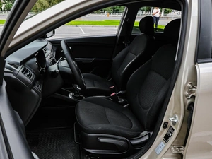 Седан Kia Rio 2015 года, 1015000 рублей, Волгоград