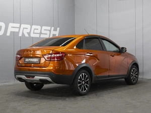 Седан ВАЗ (LADA) Vesta Cross 2018 года, 830000 рублей, Омск
