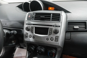 Минивэн Toyota Verso 2012 года, 1299000 рублей, Новокузнецк