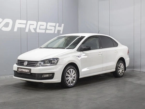 Седан Volkswagen Polo 2017 года, 1050000 рублей, Омск