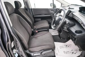 Минивэн Honda Freed 2012 года, 1179000 рублей, Красноярск