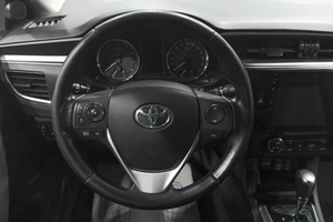 Седан Toyota Corolla 2013 года, 1399000 рублей, Новокузнецк
