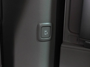 Минивэн Kia Carnival 2016 года, 2597000 рублей, Воронеж