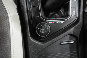 Внедорожник Volkswagen Tiguan 2019 года, 2669000 рублей, Новокузнецк