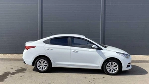 Седан Hyundai Solaris 2017 года, 1140000 рублей, Солонцы