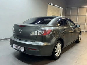 Седан Mazda 3 2011 года, 997000 рублей, Красноярск
