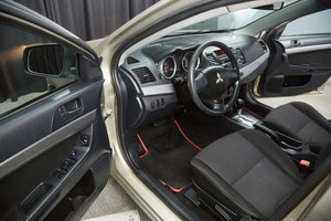 Седан Mitsubishi Lancer 2010 года, 649000 рублей, Красноярск