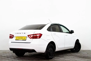 Седан ВАЗ (LADA) Vesta 2018 года, 849000 рублей, Сургут